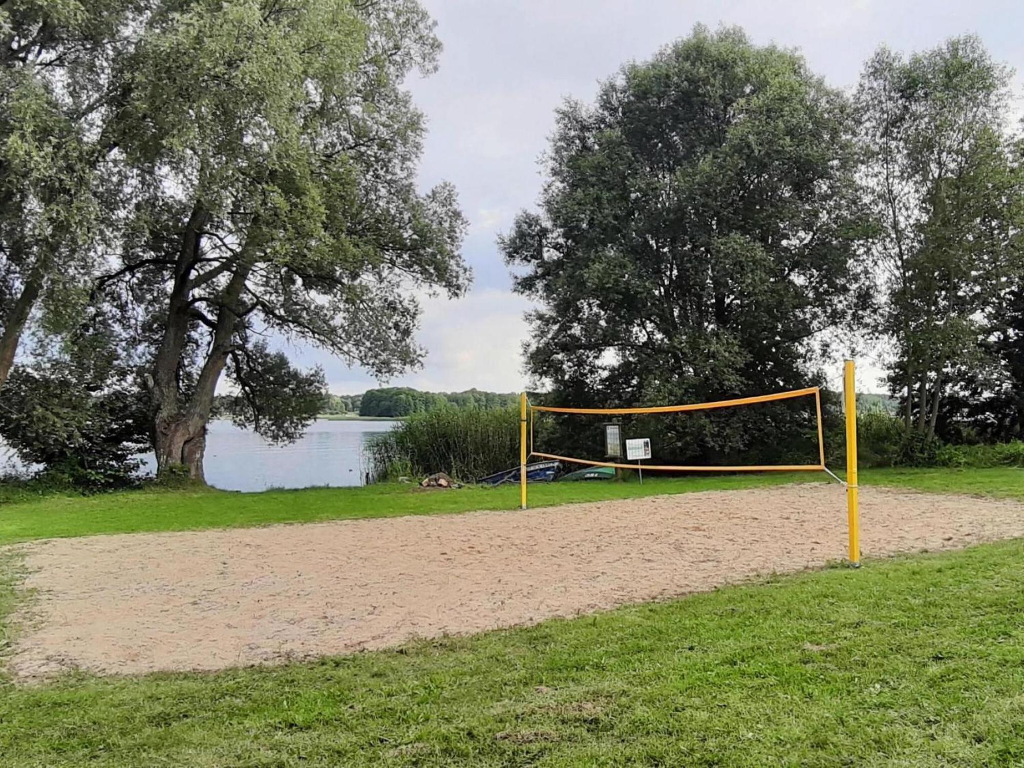 Holiday House With Garden, Lake View, Dabrowica Dabrowica  Zewnętrze zdjęcie